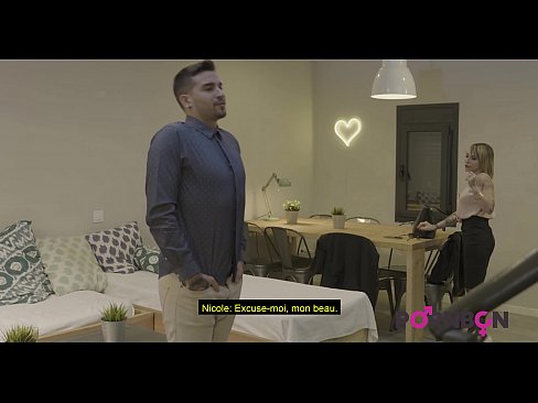 ❤️ PORNBCN 4K Mwanamke mmoja aliyekomaa na matiti makubwa anataka kunyofolewa mkundu kijana gigolo mwenye dick kubwa blowjob amortist kazi ngumu ya mikono kazi ya mbwa style pussy lick orgasm French subtitles ☑ ❌️