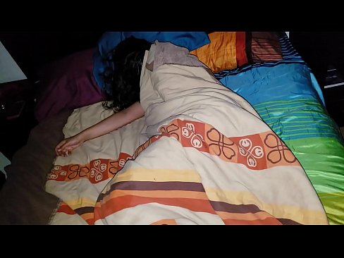 ❤️ Stepson akimtusi mama yake mdogo wa kambo wakati amelala. ☑ ❌️